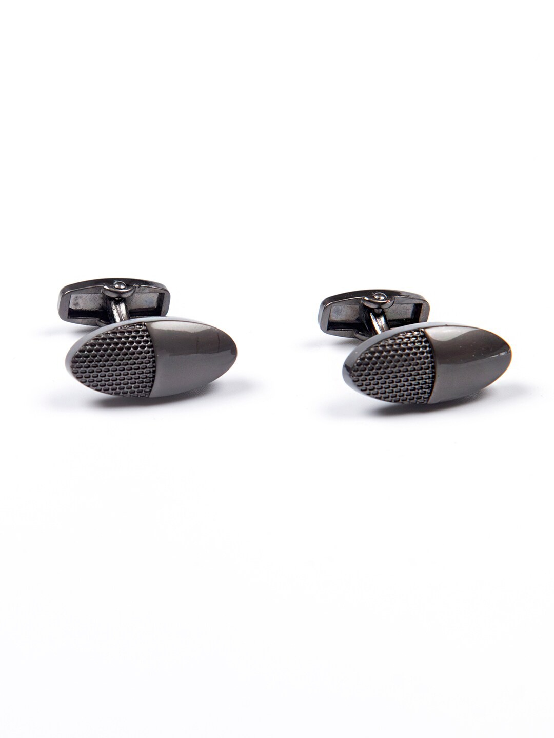 

Tossido Black Geometric Cufflink