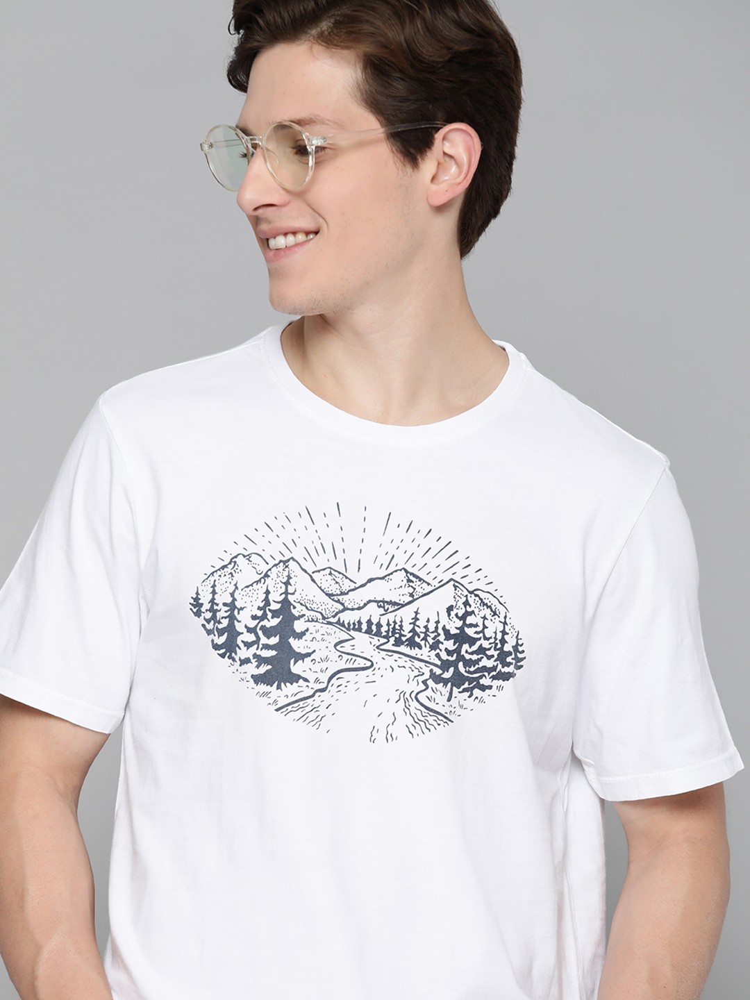 

Mast & Harbour Men White & Charcoal Black Pure Cotton Printed T-shirt