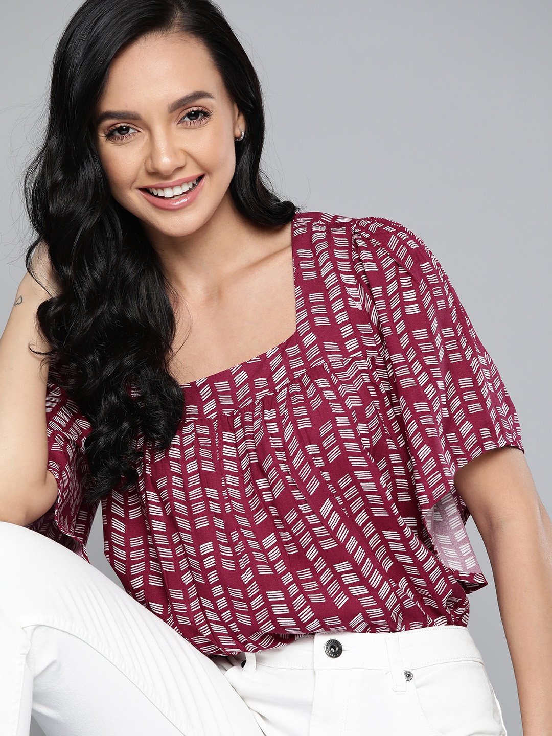

M&H Our Water Magenta & White Geometric Regular Top