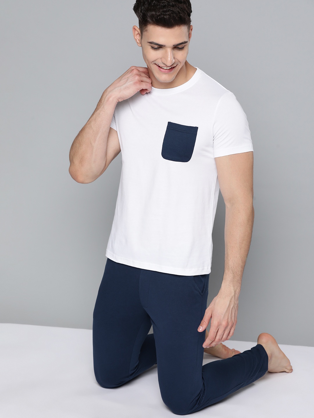 

Mast & Harbour Men White & Navy Solid Pyjama Set