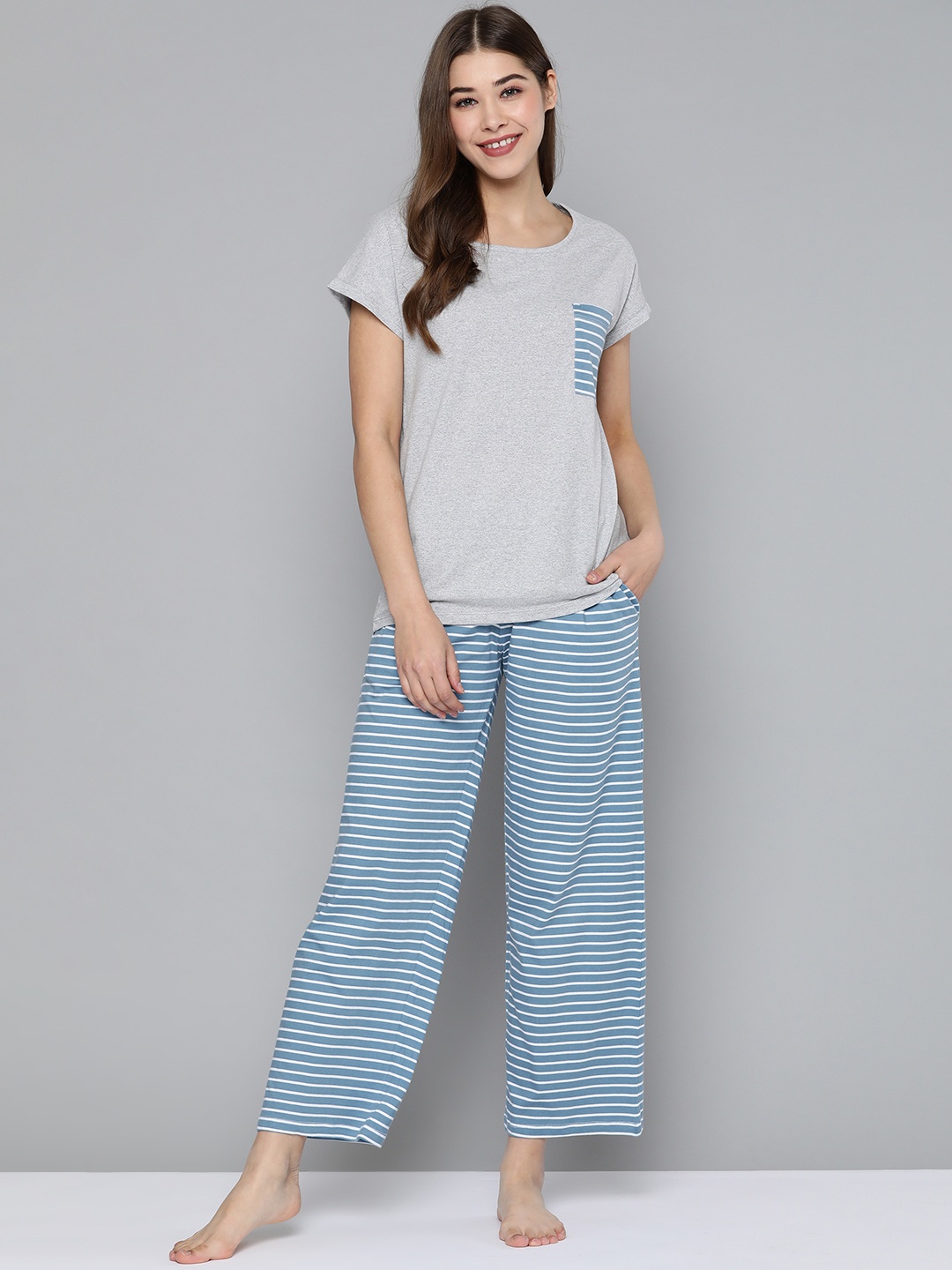 

Mast & Harbour Women Grey Melange & Blue Solid Pyjama Set