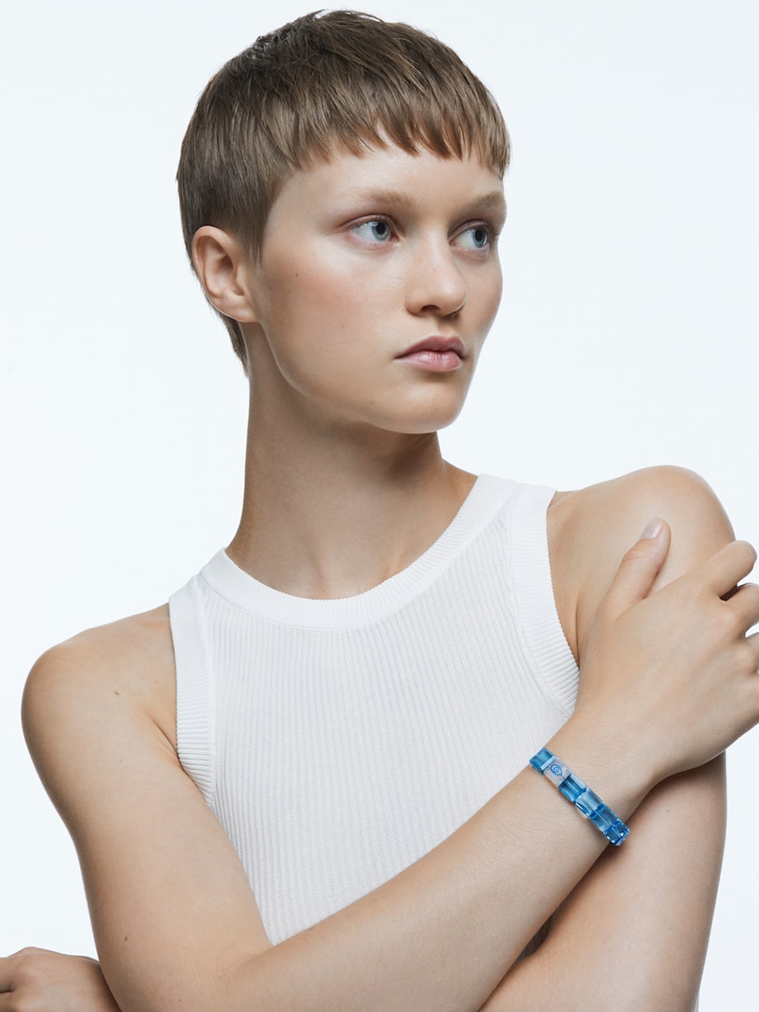 

SWAROVSKI Women Letra Blue Crystals Rhodium-Plated Charm Bracelet