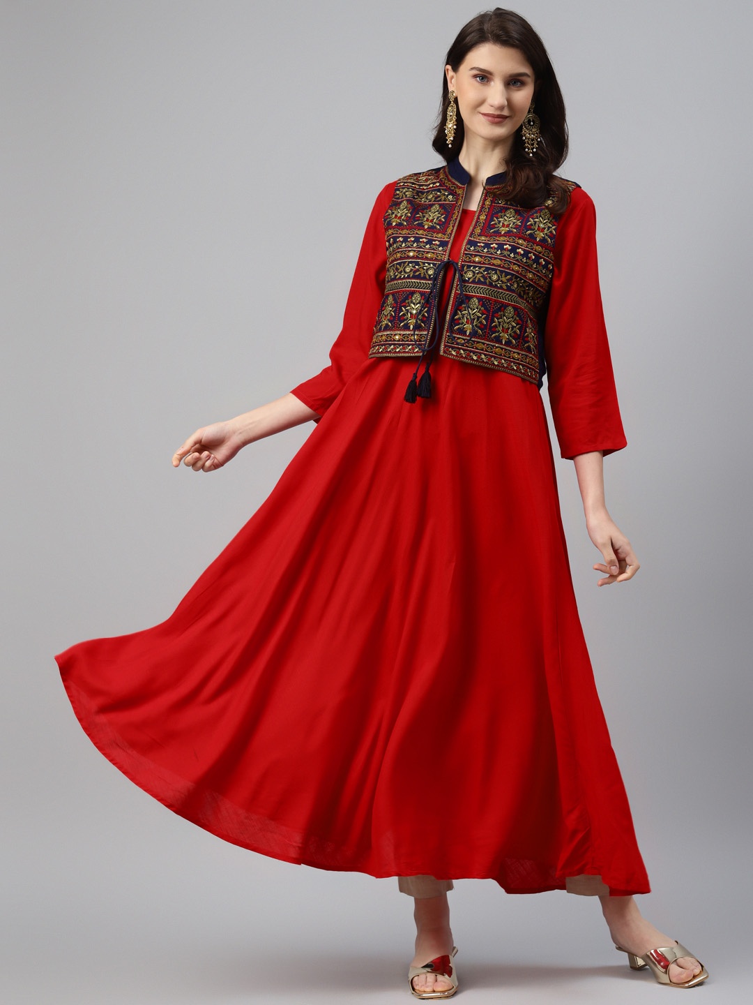 

Readiprint Fashions Women Red Solid Anarkali Kurta with Ethnic Jacket