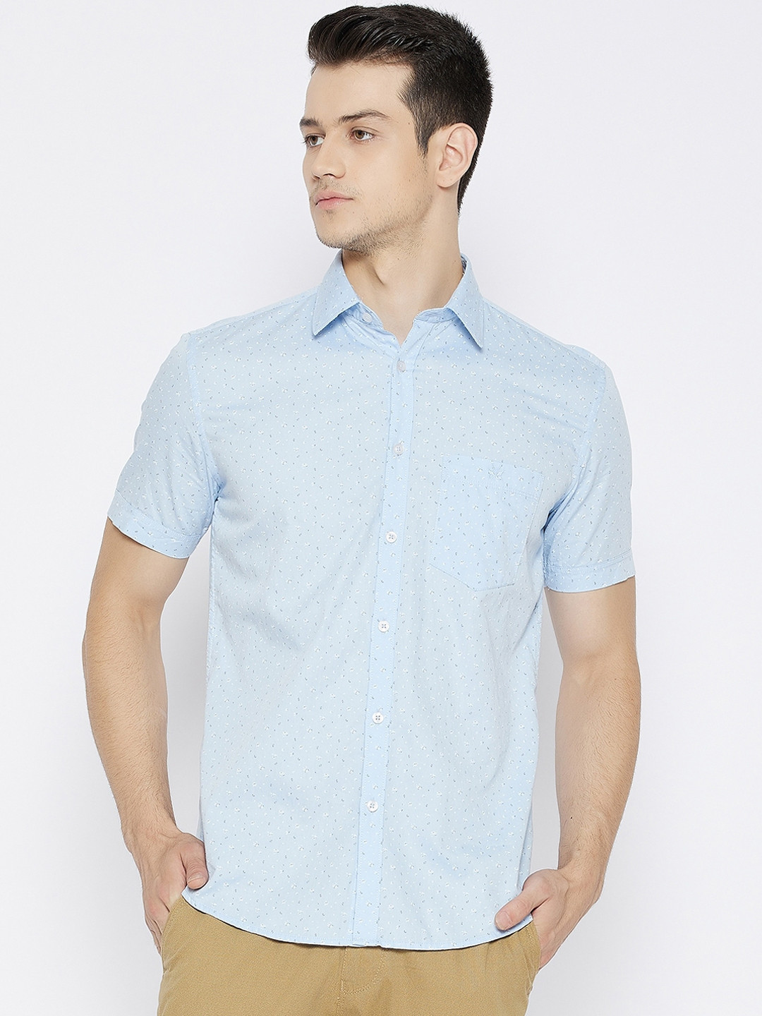 

Crimsoune Club Men Blue Slim Fit Printed Casual Shirt