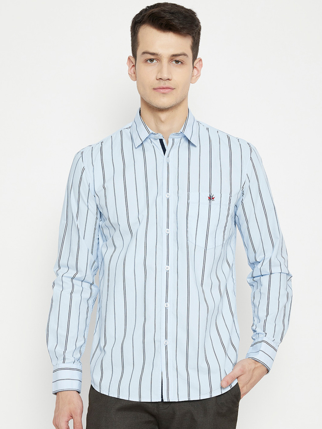 

Crimsoune Club Men Blue Slim Fit Striped Casual Shirt