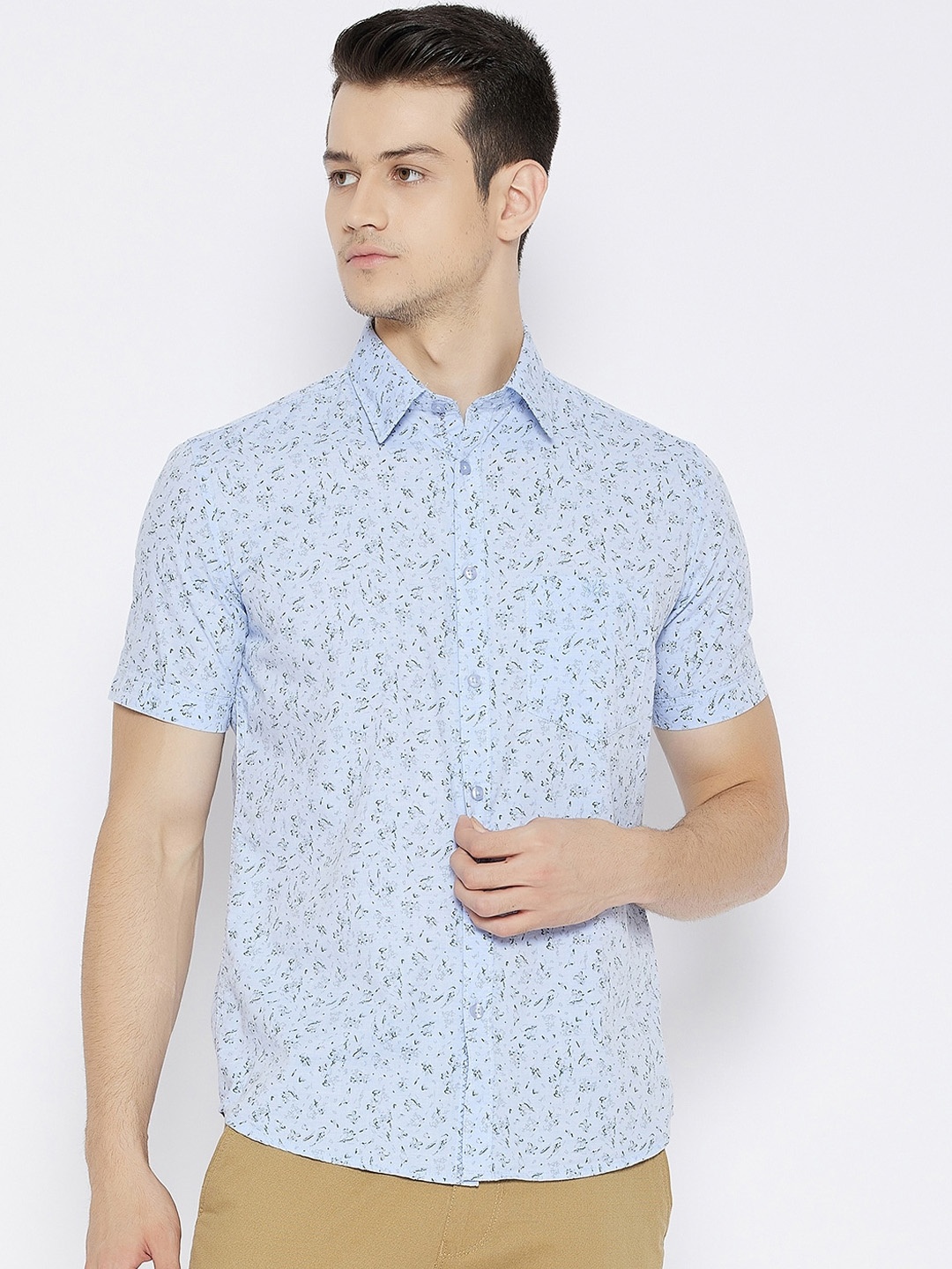 

Crimsoune Club Men Blue Slim Fit Floral Printed Casual Shirt