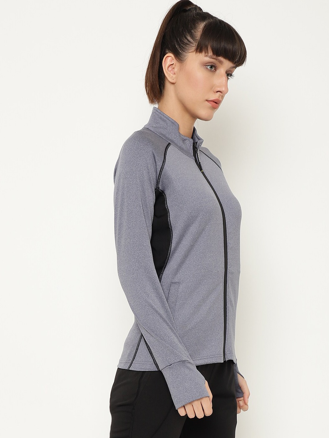 

Chkokko Women Grey Sporty Zipper Jacket For Gym