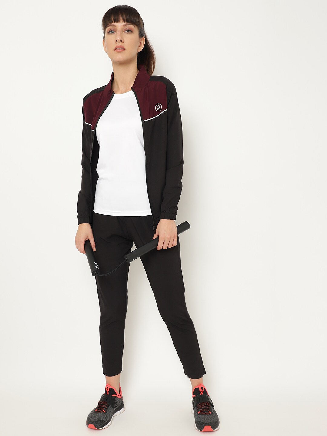 

Chkokko Women Black & Burgundy Solid Zipper Tracksuit