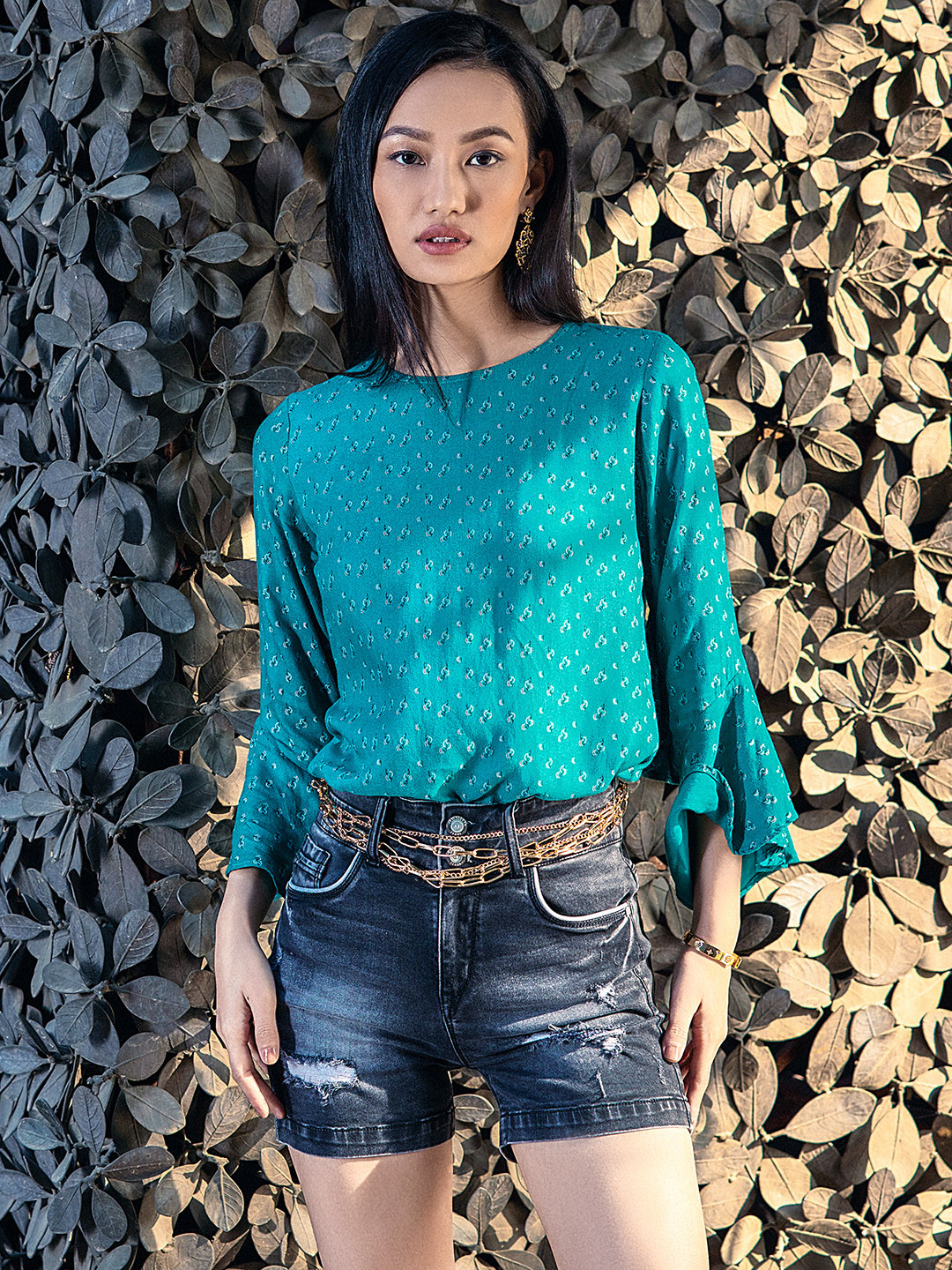

Crimsoune Club Women Green Ditsy Printed Bell Sleeve Regular Top