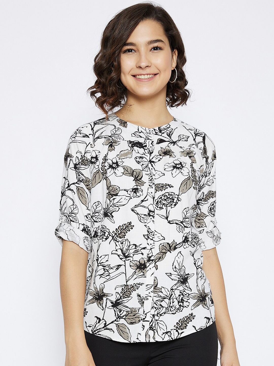 

Crimsoune Club Women White and Black Floral Printed Roll-Up Sleeves Regular Top