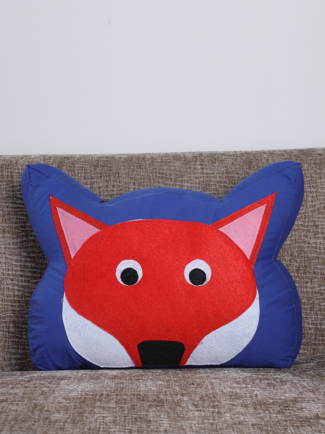 

YK Blue & Red Single Fox Cushion