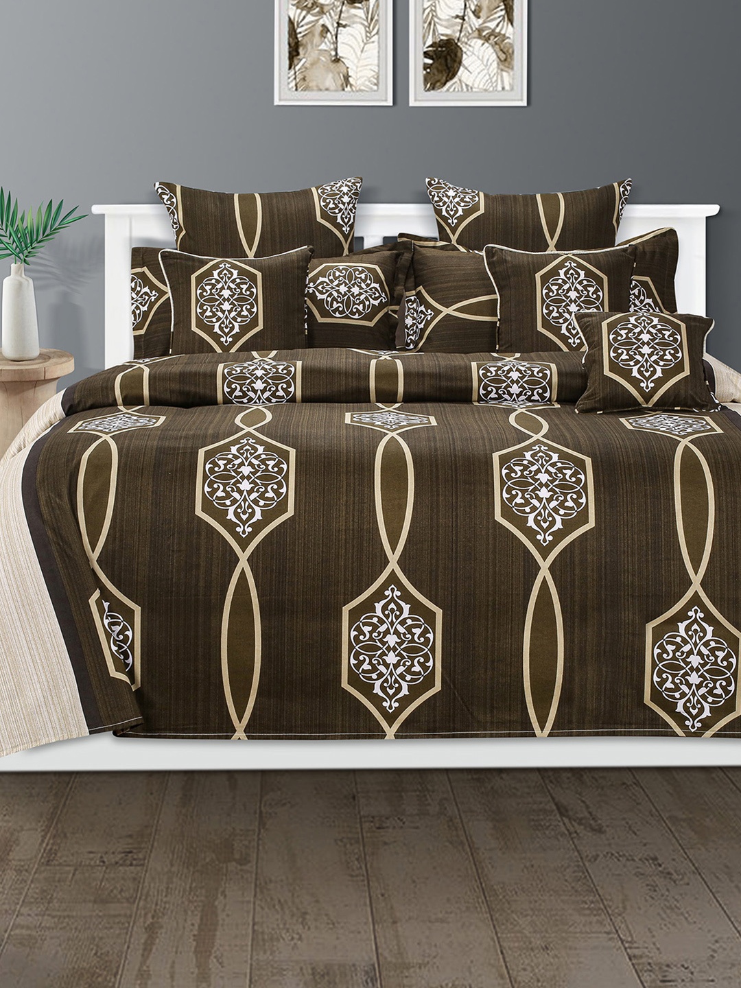 

SWAYAM Brown Zinnia Ethnic Motif Mercerized Cotton 250 TC King Fitted Bedsheet Set