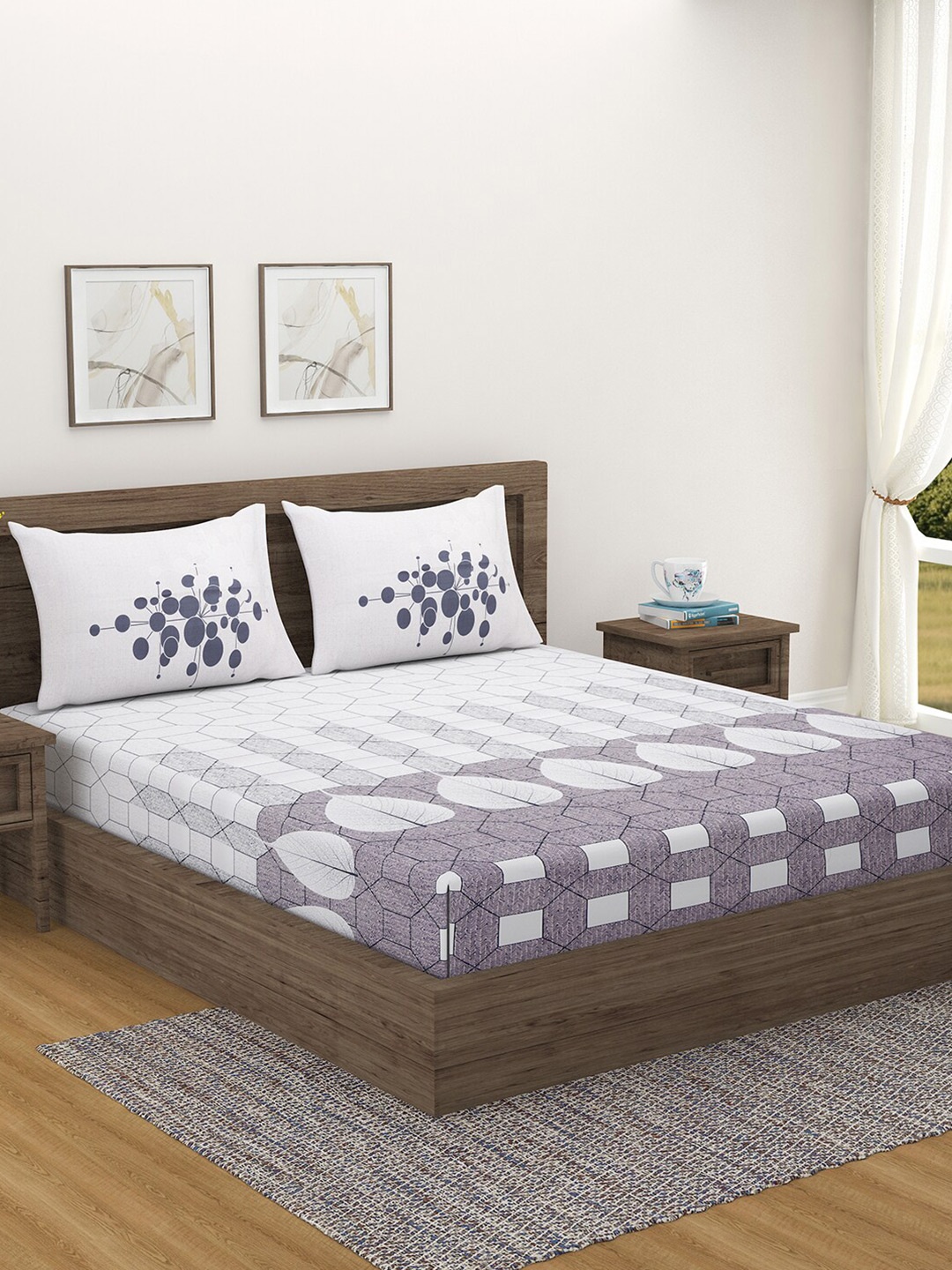 

SWAYAM White & Grey Geometric King Bedsheet with 2 Pillow Covers