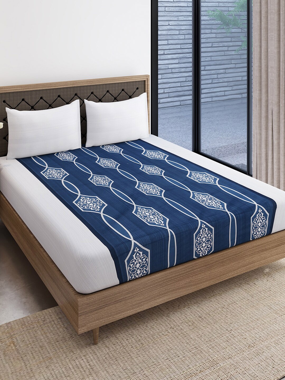 

SWAYAM Blue & White Ethnic Motifs 240 TC King Bedsheet with 2 Pillow Covers