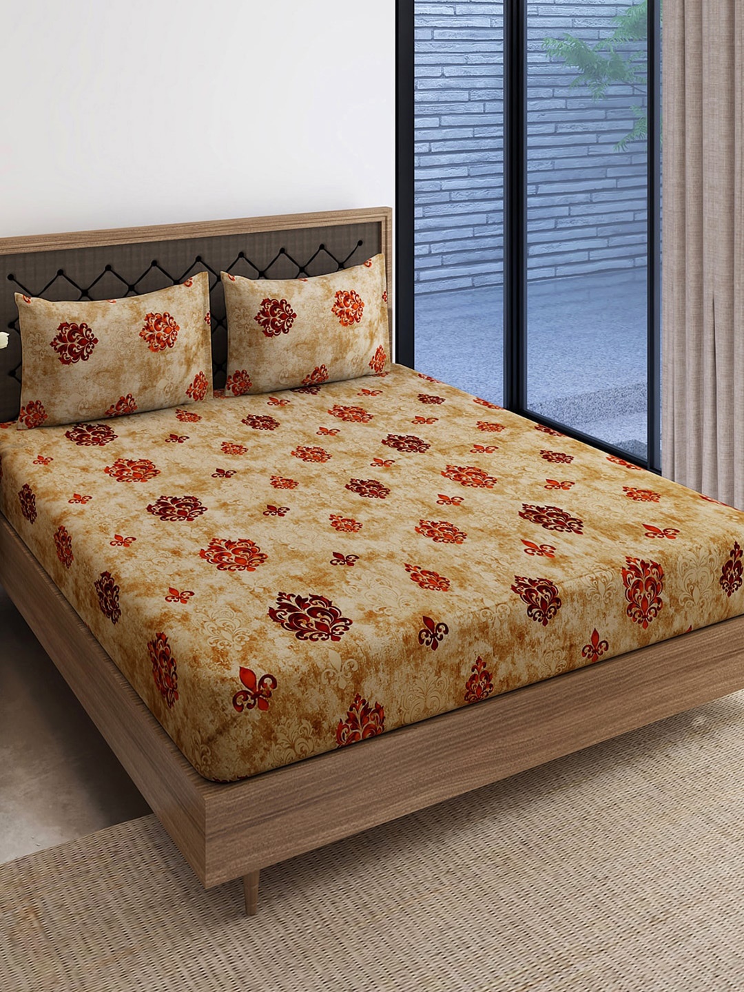 

SWAYAM Brown & Red Ethnic Motifs King Bedsheet with 2 Pillow Covers