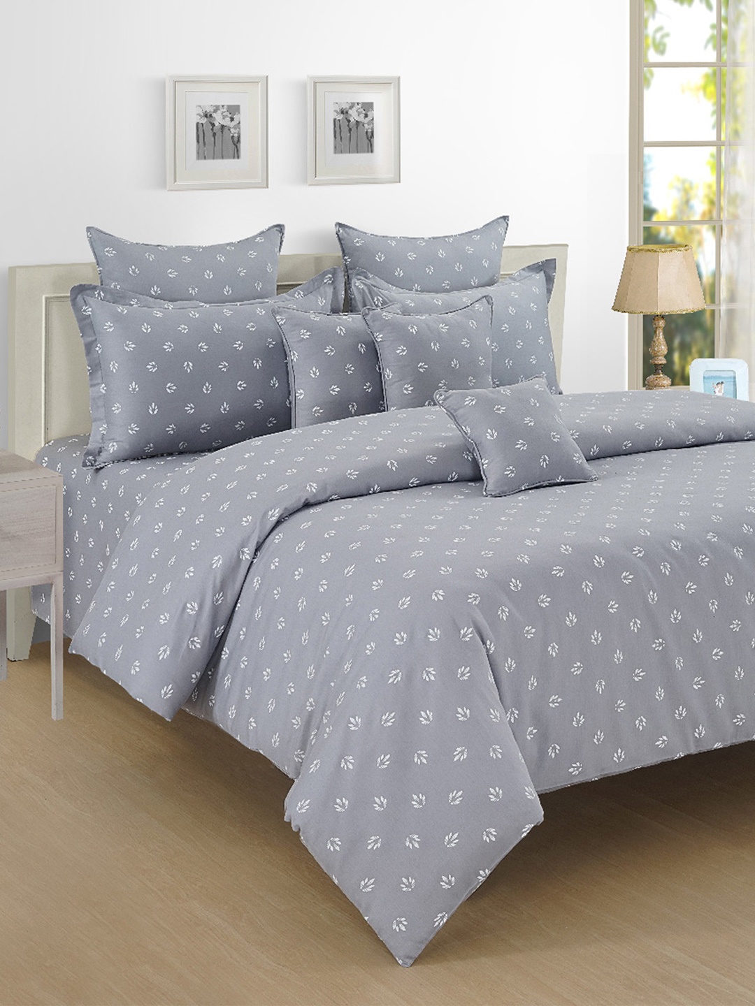 

SWAYAM Brown Grey Geometric 250 TC Mercerized Cotton Double Bedsheet Set