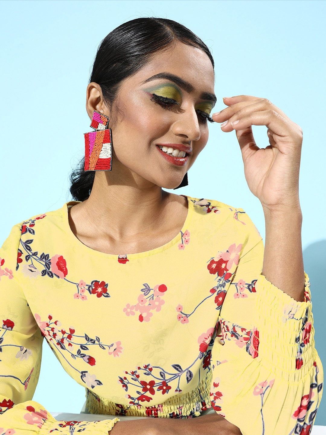 

Moda Rapido Yellow & Pink Floral Cinched Waist Crop Top