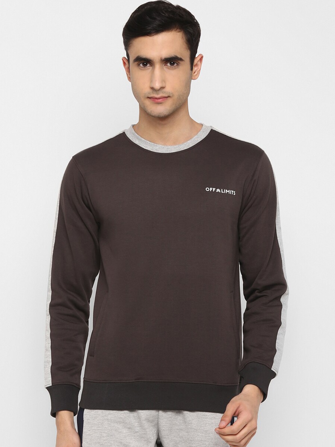 

OFF LIMITS Men Grey Solid Pullover Sweatshirt