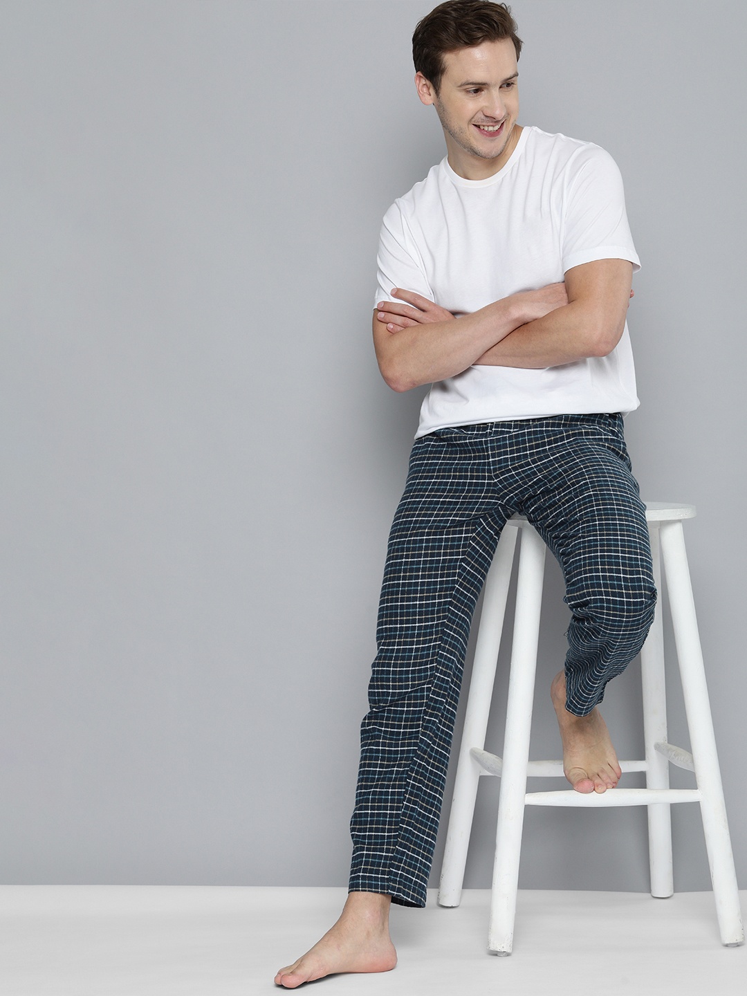 

Mast & Harbour Men Navy-Blue Checked Straight Fit Pure Cotton Lounge Pants