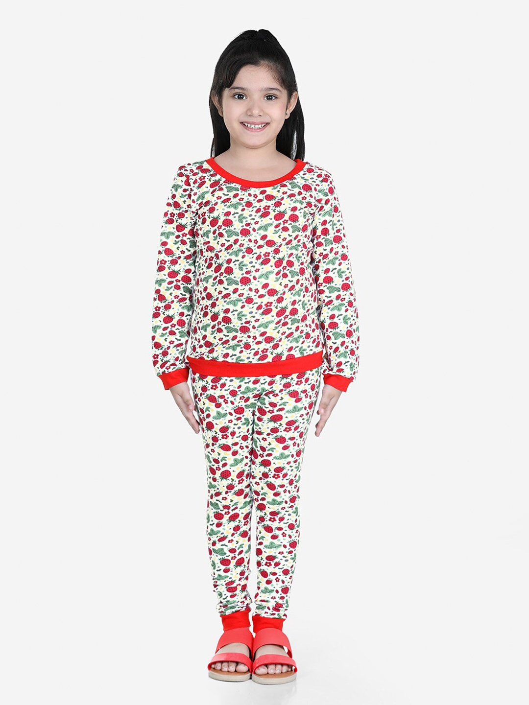 

Naughty Ninos Girls White & Red Printed Long Sleeves Nightsuits