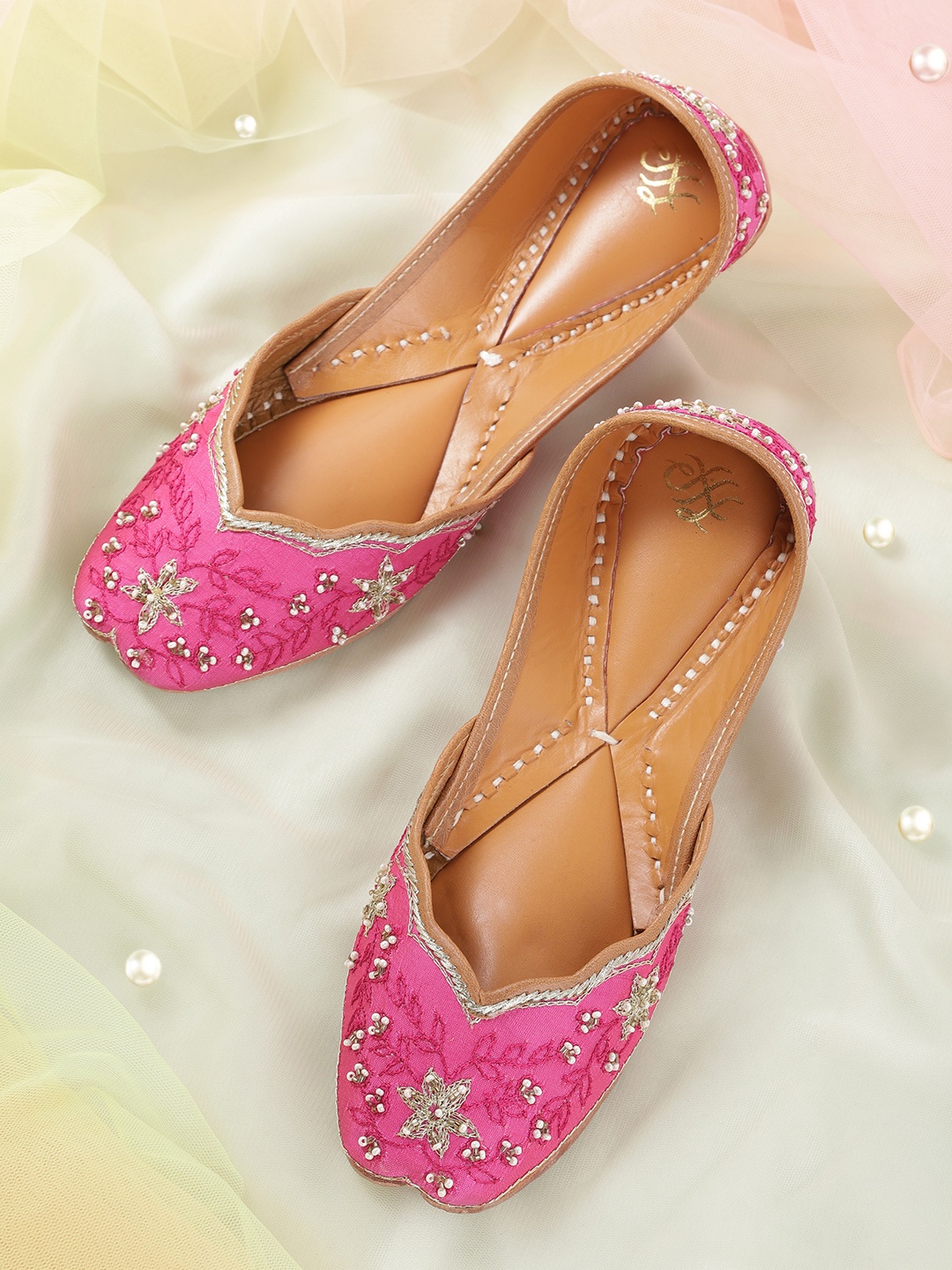 

House of Pataudi Women Pink & Gold-Toned Embellished Leather Mojaris with Pouch