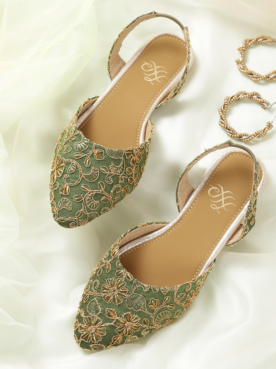 

House of Pataudi Women Green & Gold-Toned Embroidered Mules