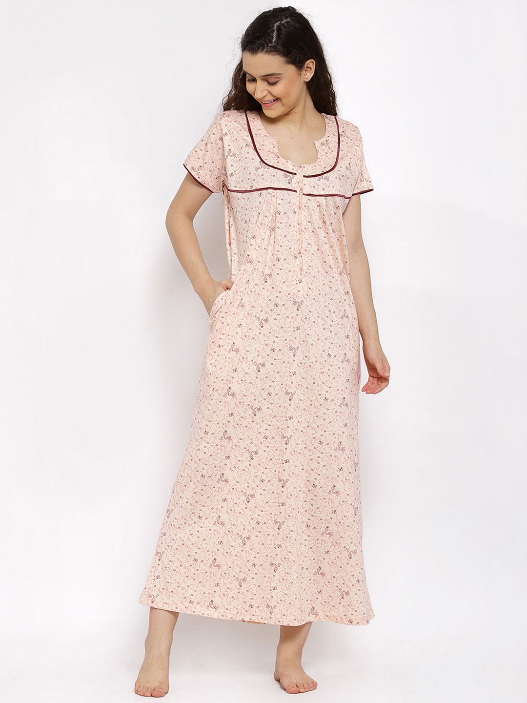 

Fasense Women Peach & Maroon Printed Maxi Nightdress