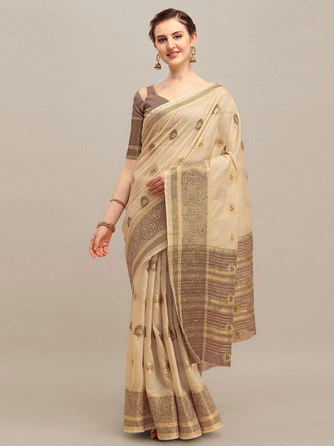 

RAJGRANTH Cream-Coloured & Tan Floral Zari Linen Blend Saree