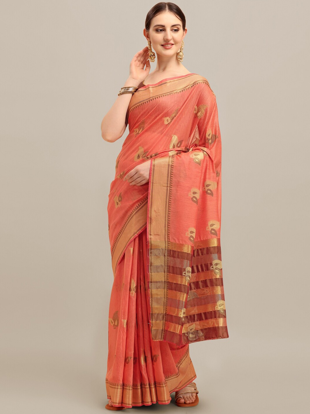 

RAJGRANTH Peach-Coloured & Brown Floral Zari Linen Blend Saree
