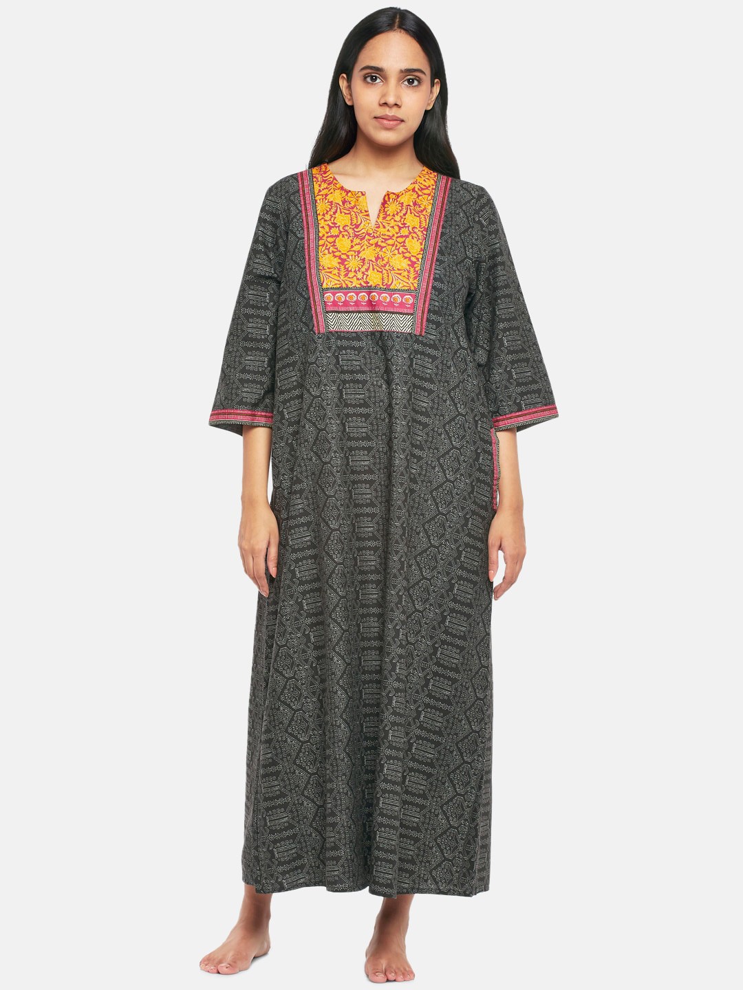 

RANGMANCH BY PANTALOONS Black Printed Maxi Nightdress