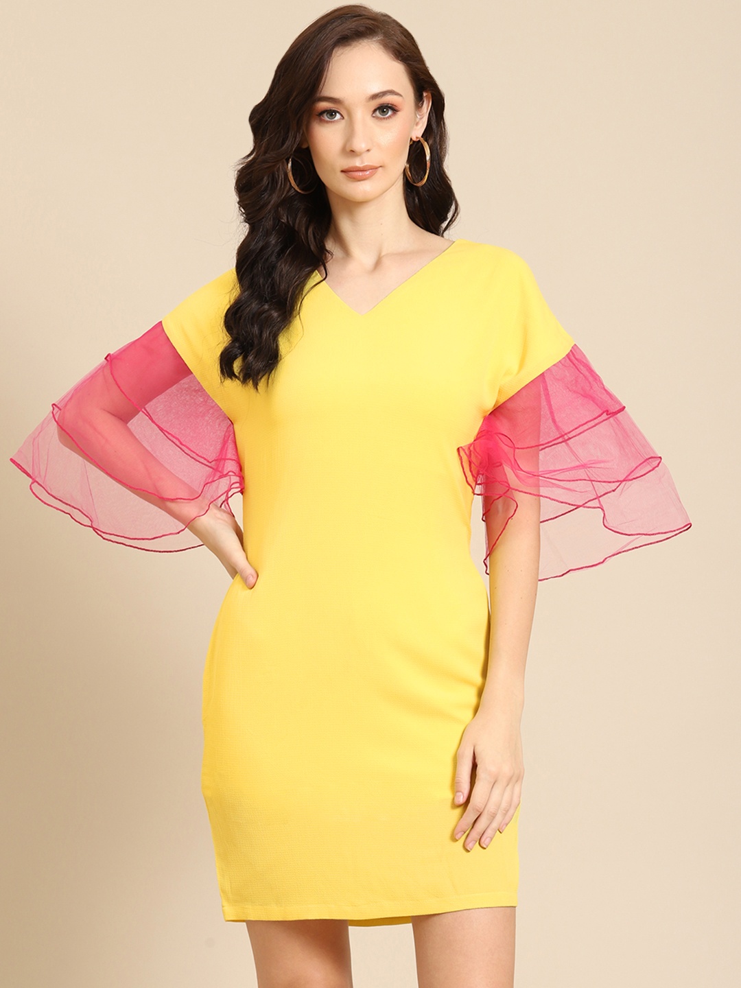 

DODO & MOA Yellow Solid Ruffled Sleeve Sheath Dress