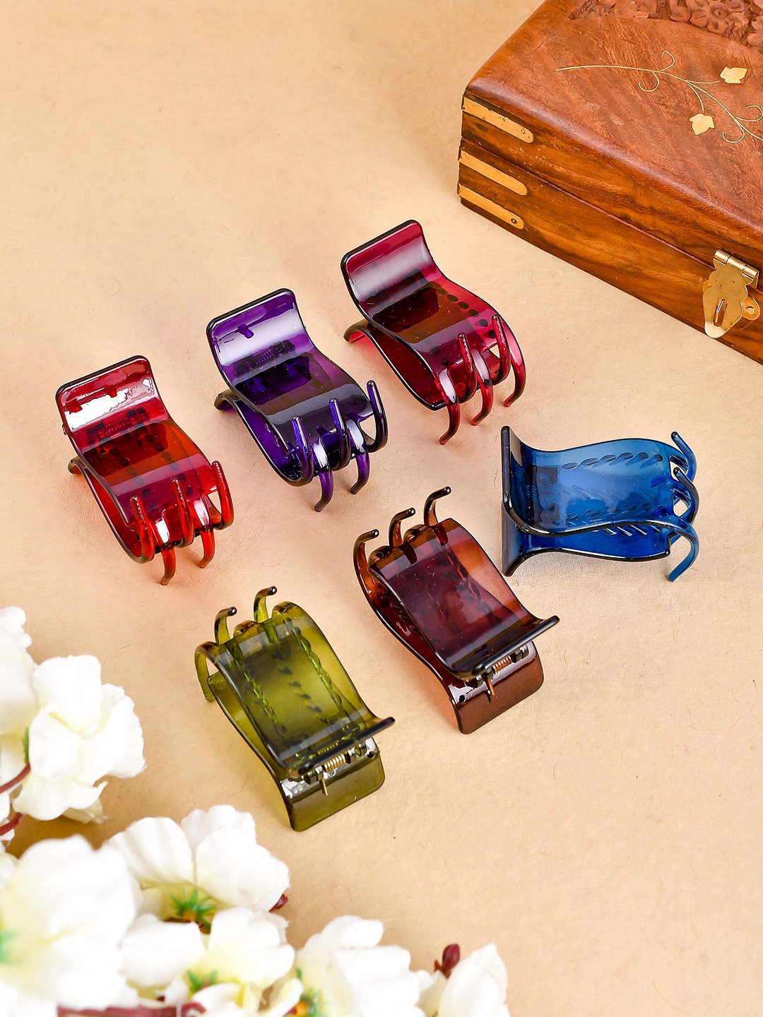 

Silvermerc Designs Women Red & Green Set of 6 Claw Clip