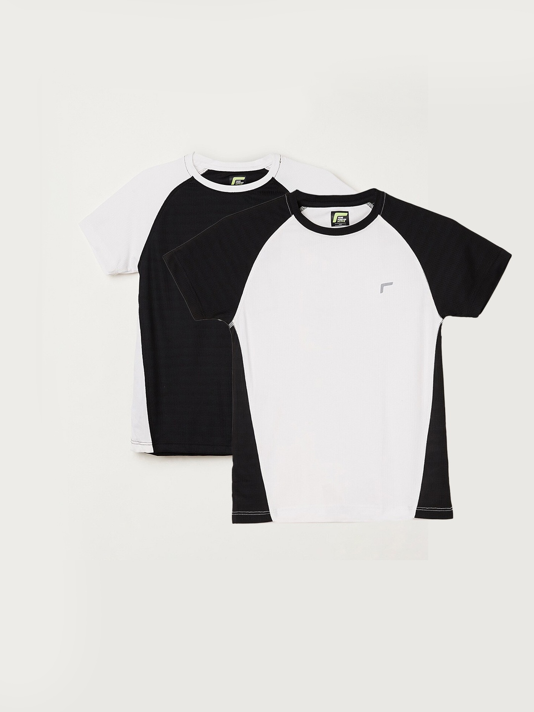 

Fame Forever Active Girls Black & White Pack Of 2 Colourblocked T-shirt