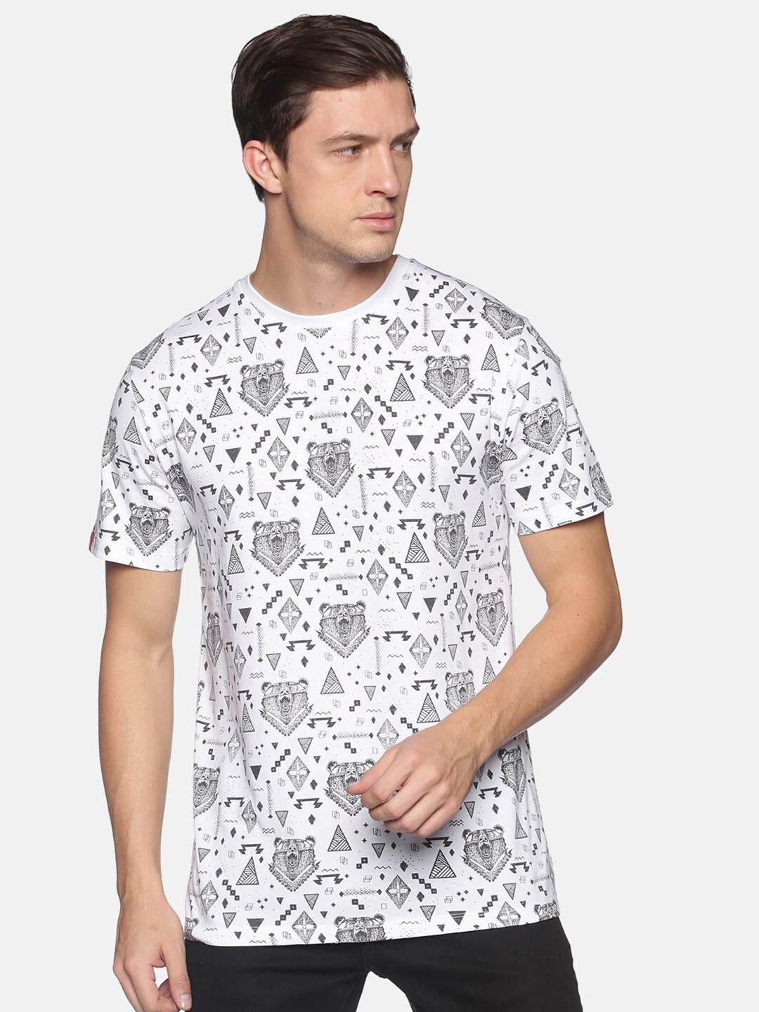 

UrGear Men White & Black Printed T-shirt