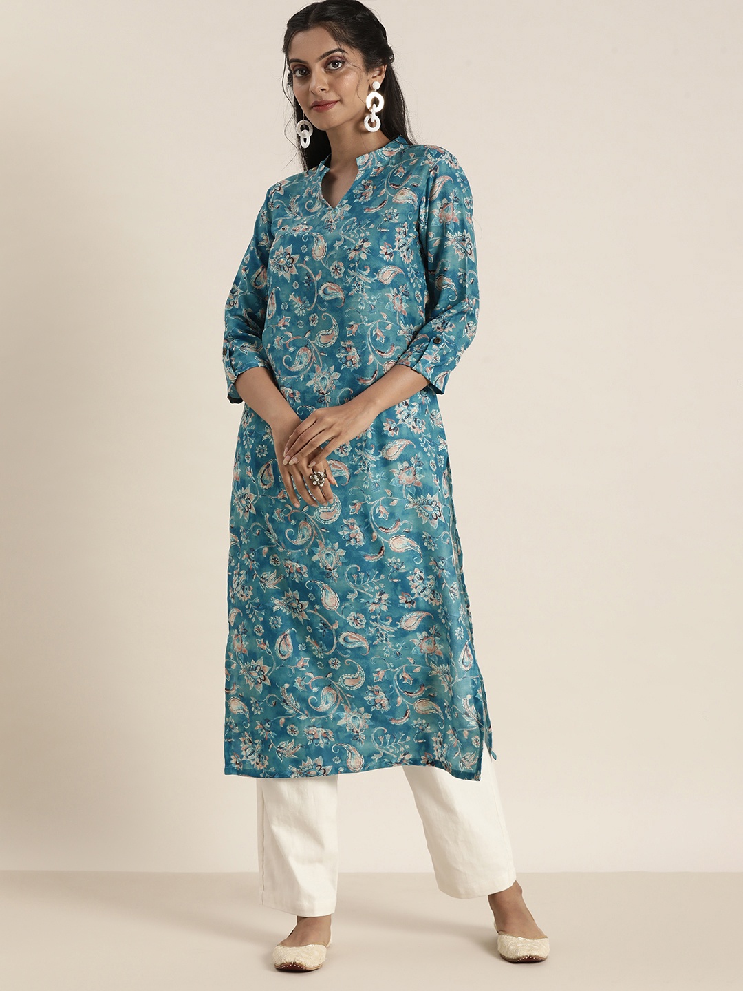 

Sangria Women Blue & Peach-Coloured Paisley Printed Kurta with Sequence Detail