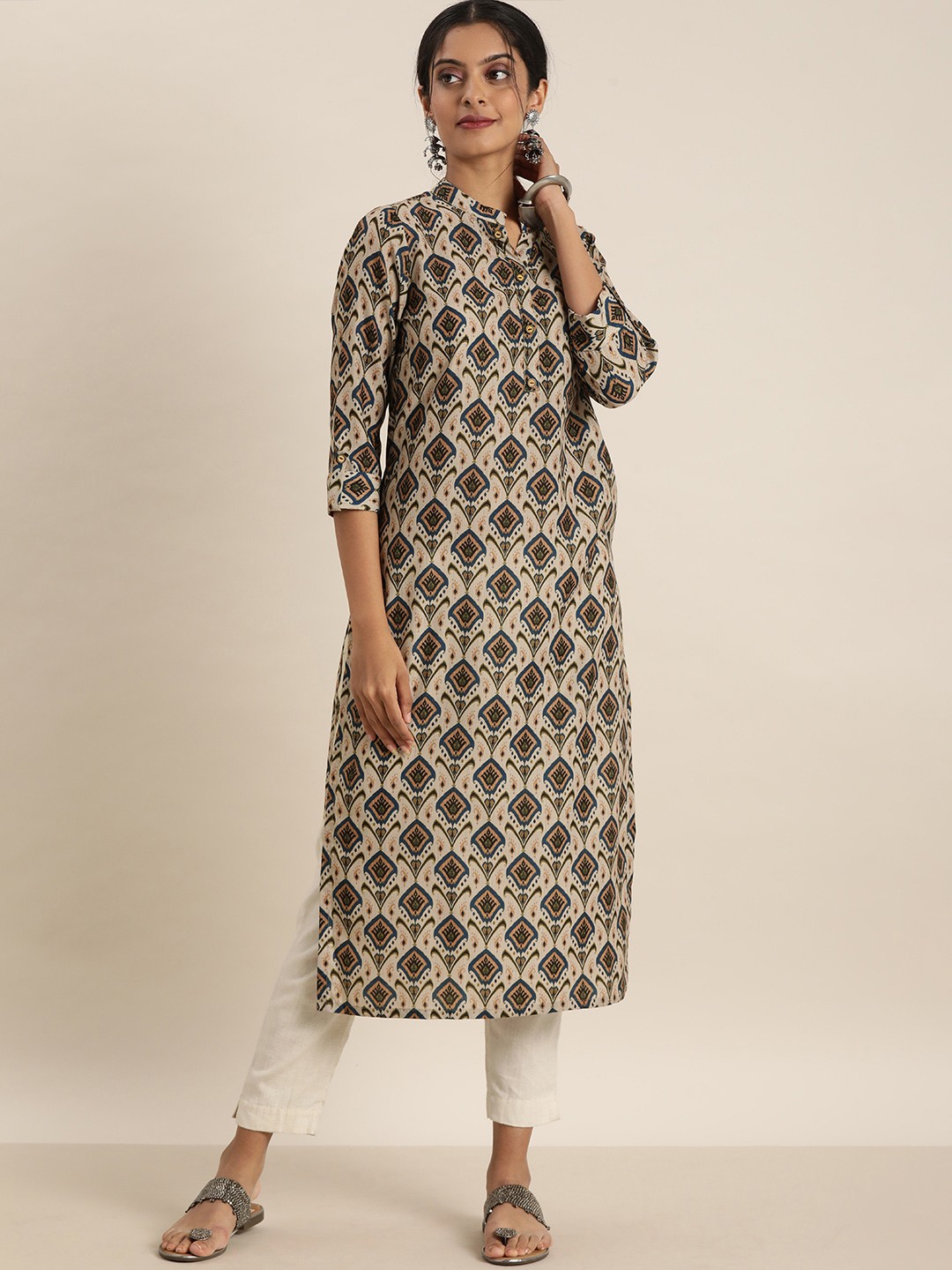 

Sangria Women Cream-Coloured & Blue Ethnic Motifs Printed Kurta