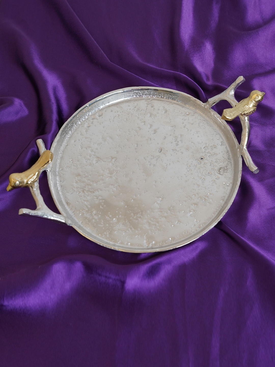 

Folkstorys Silver-Toned & Gold-Toned Solid Nest Serving Tray