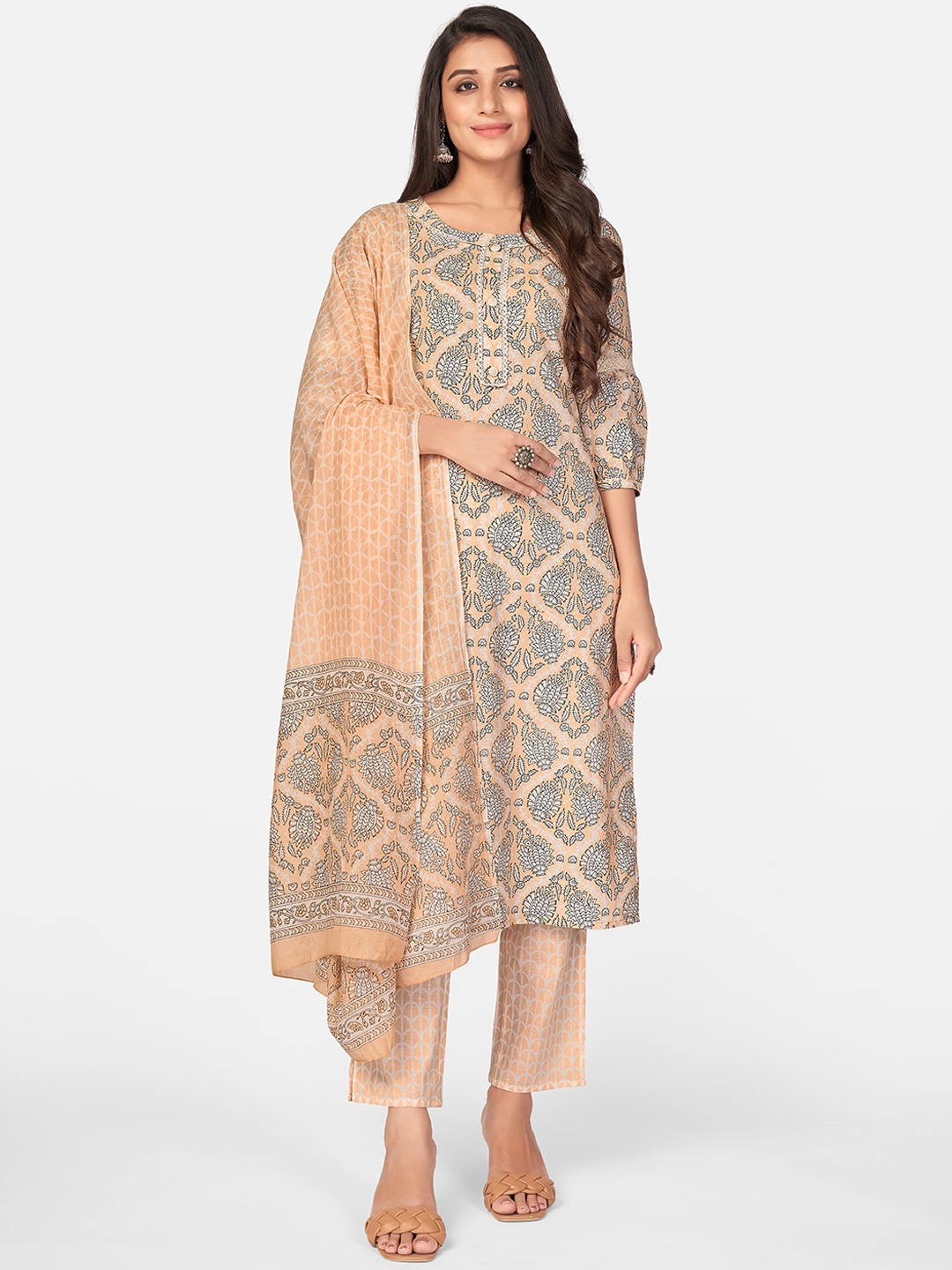 

Vbuyz Women Peach-Coloured Ethnic Motifs Printed Pleated Pure Cotton Kurta with Palazzos & With Dupatta