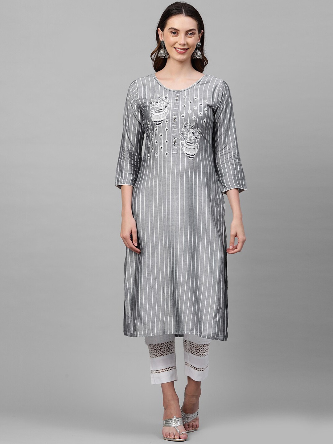 

FASHOR Women Grey Woven Striped & Floral Embroidered Straight Kurta