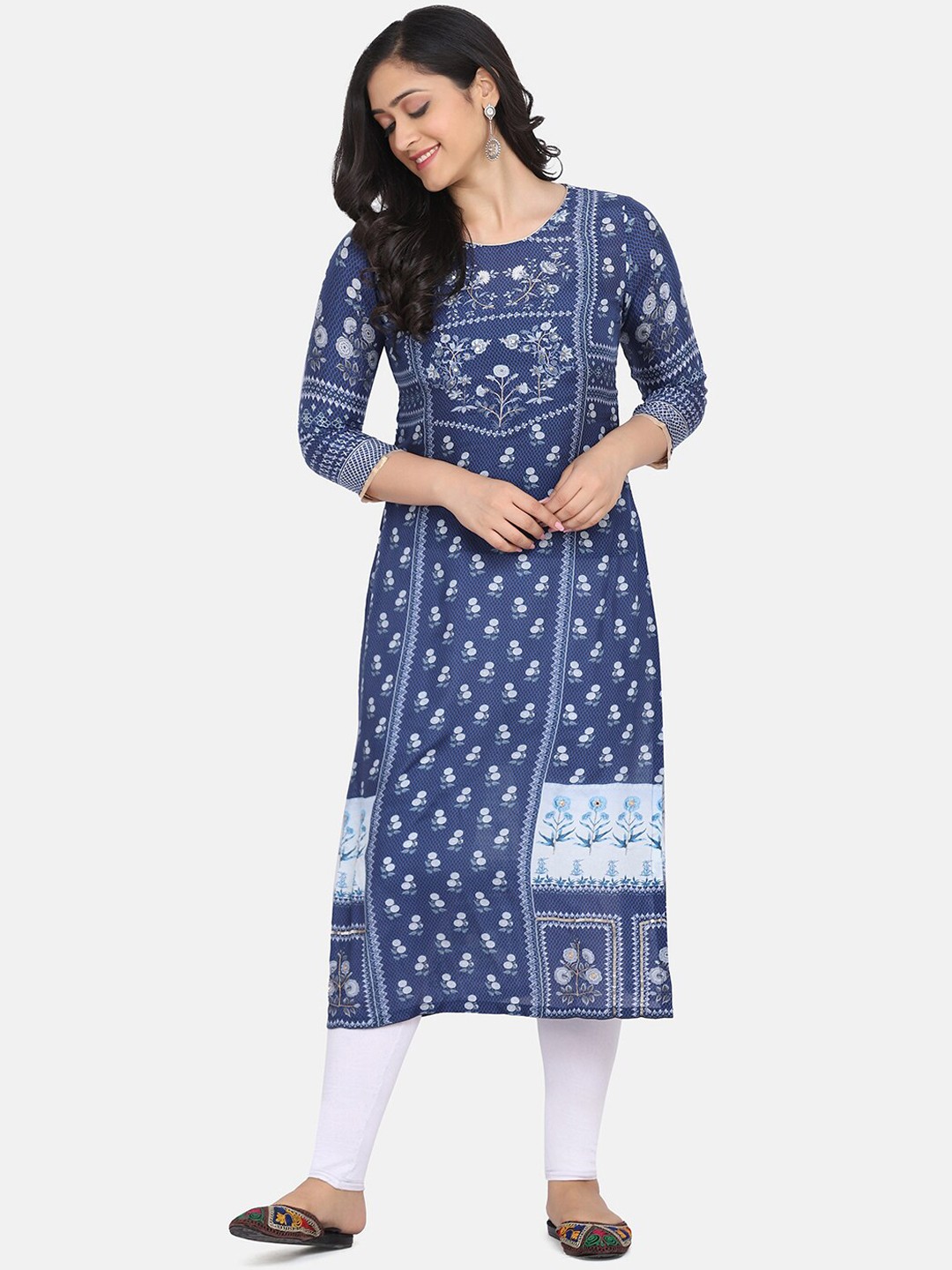 

Saanjh Women Navy Blue & White Floral Printed Floral Kurta
