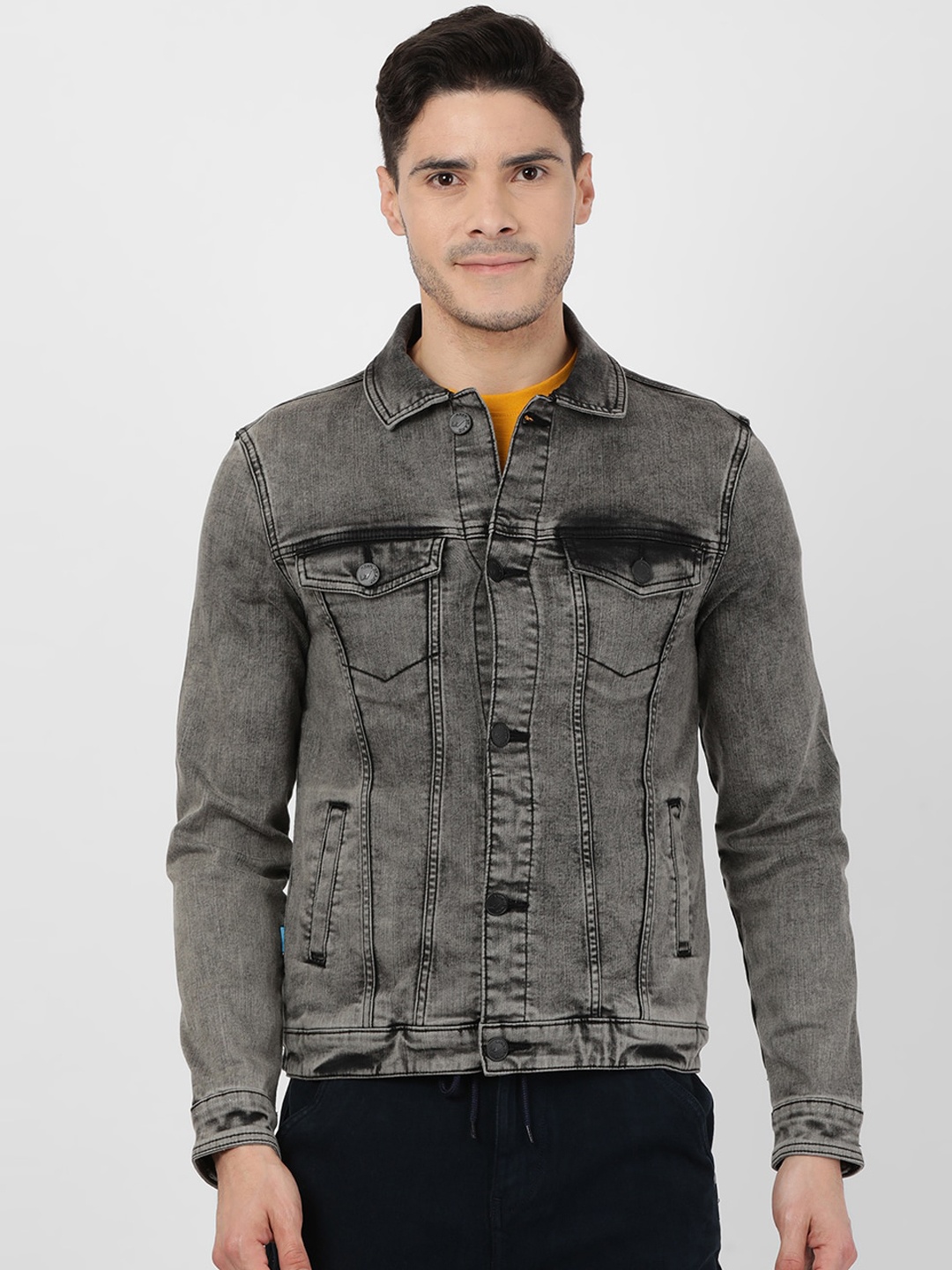 

Llak Jeans Men Charcoal Grey Washed Denim Jacket