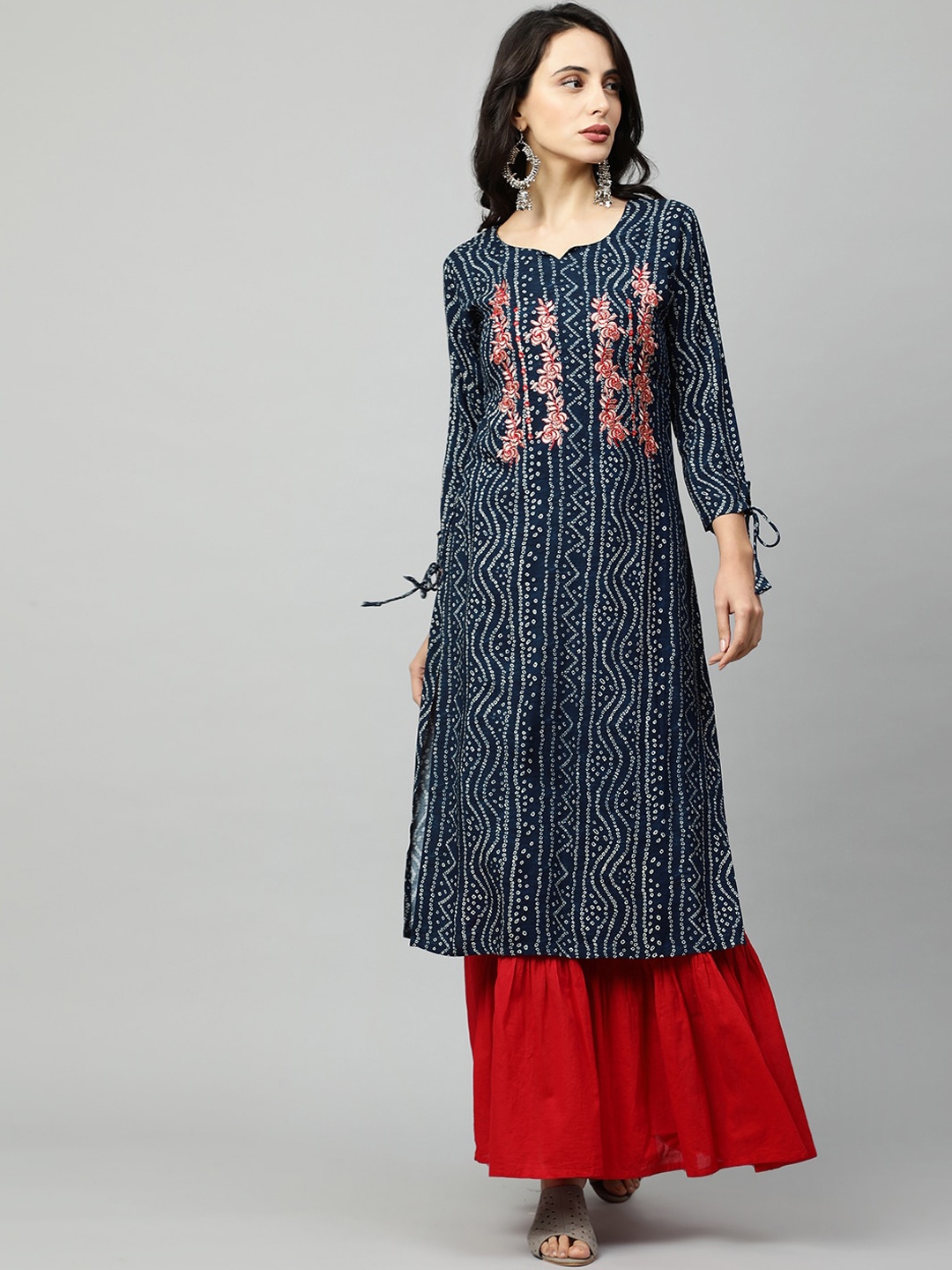 

FASHOR Women Navy Blue Bandhani Printed Kurta