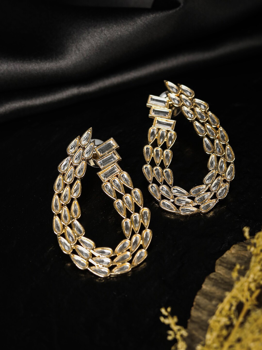 

Priyaasi Rose Gold Contemporary Drop Earrings