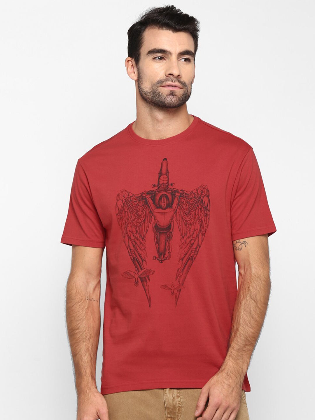 

Royal Enfield Men Red & Black Biker Printed Cotton T-shirt