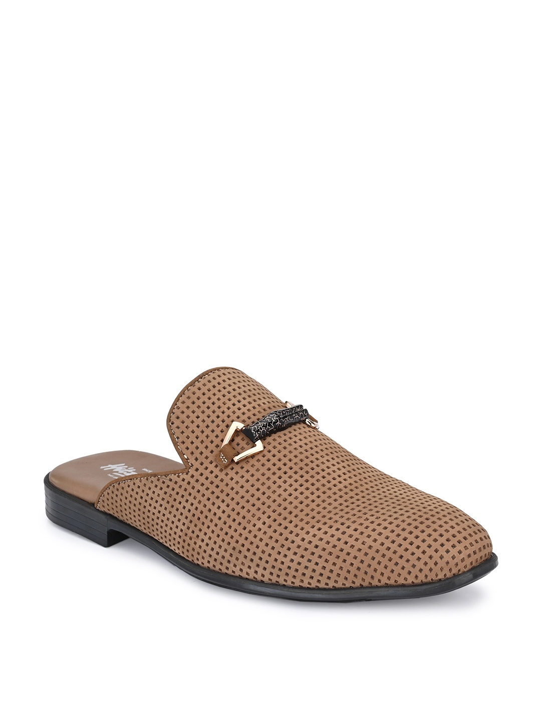 

Hitz Men Beige Textured Leather Loafers