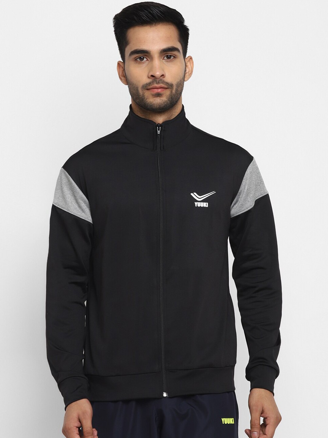 

Yuuki Men Black and Grey Solid Lightweight Sporty Jacket