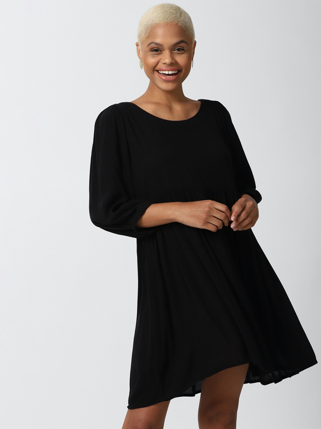 

FOREVER 21 Women Black Solid A-Line Dress With Styled Back