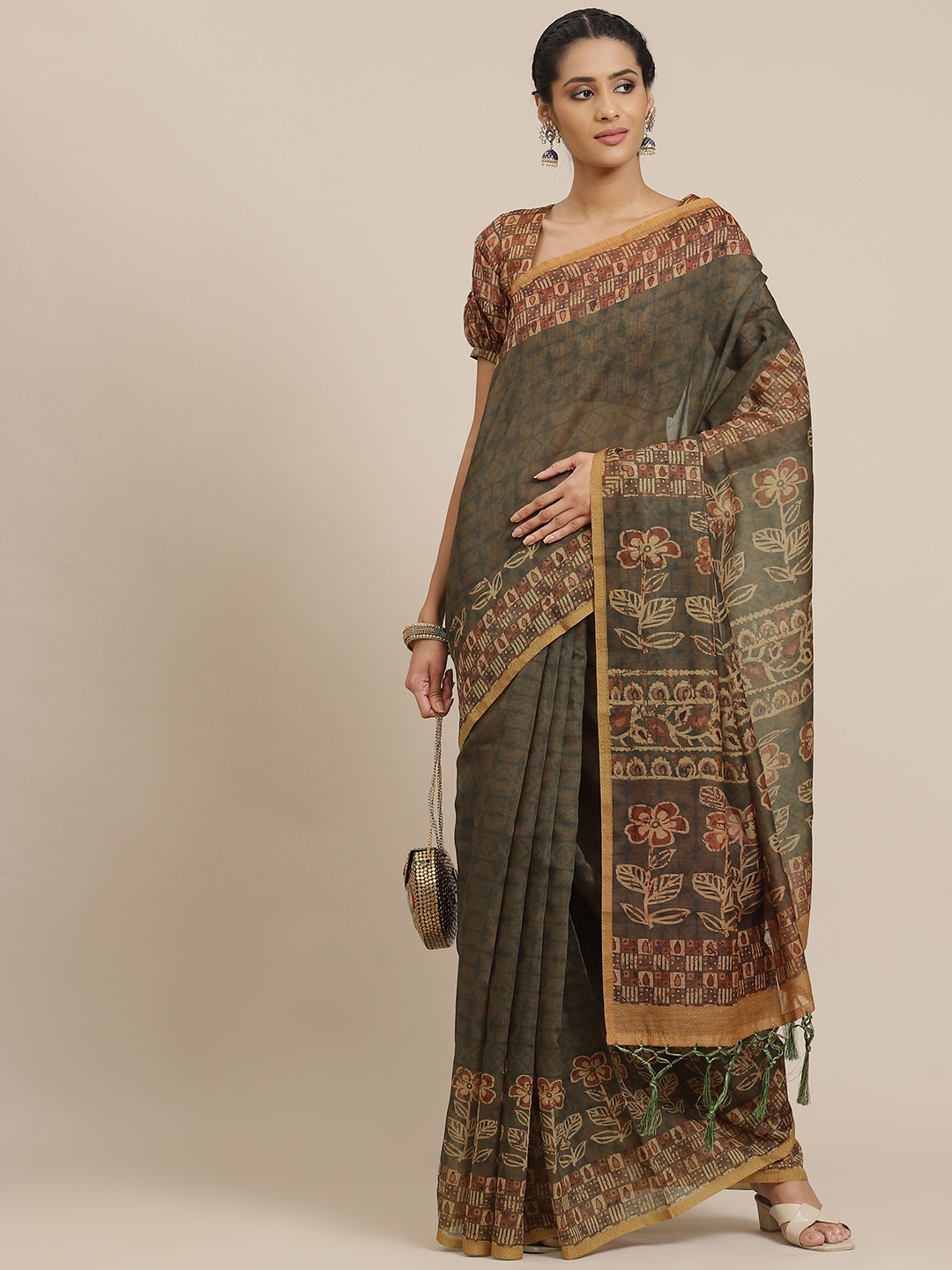 

Sangria Olive Green & Beige Digital Print Saree