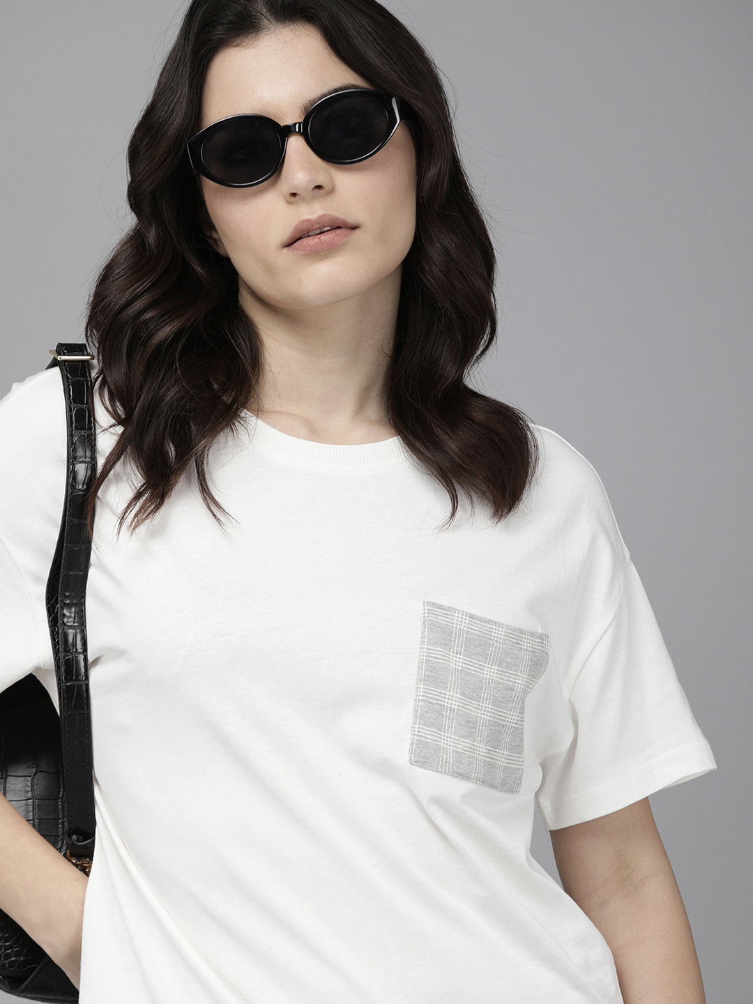 

Roadster Women White Solid Pure Cotton T-shirt