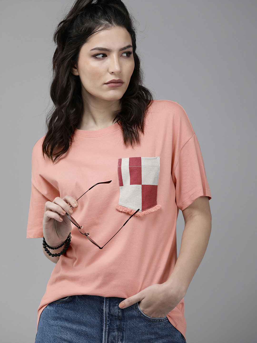 

Roadster Women Pink Pocket Pure Cotton T-shirt